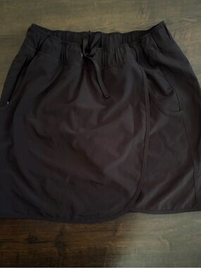 Patagonia Small Black Drawstring Skort with Front Wrap Detail
